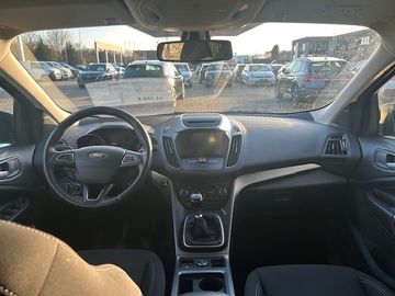 Ford Kuga - 8