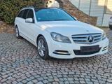 Mercedes-Benz C 300 T-Modell CDI 4Matic AHK Kam Panorama - Mercedes-Benz C 300: Cdi 4matic