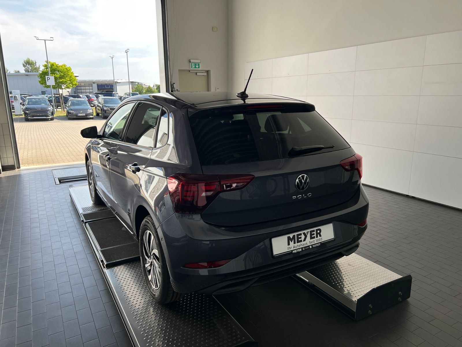 Fahrzeugabbildung Volkswagen Polo Life 1.0 TSI DSG *LED, ACC, Ready2Discover,