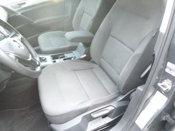 Volkswagen Golf - 4