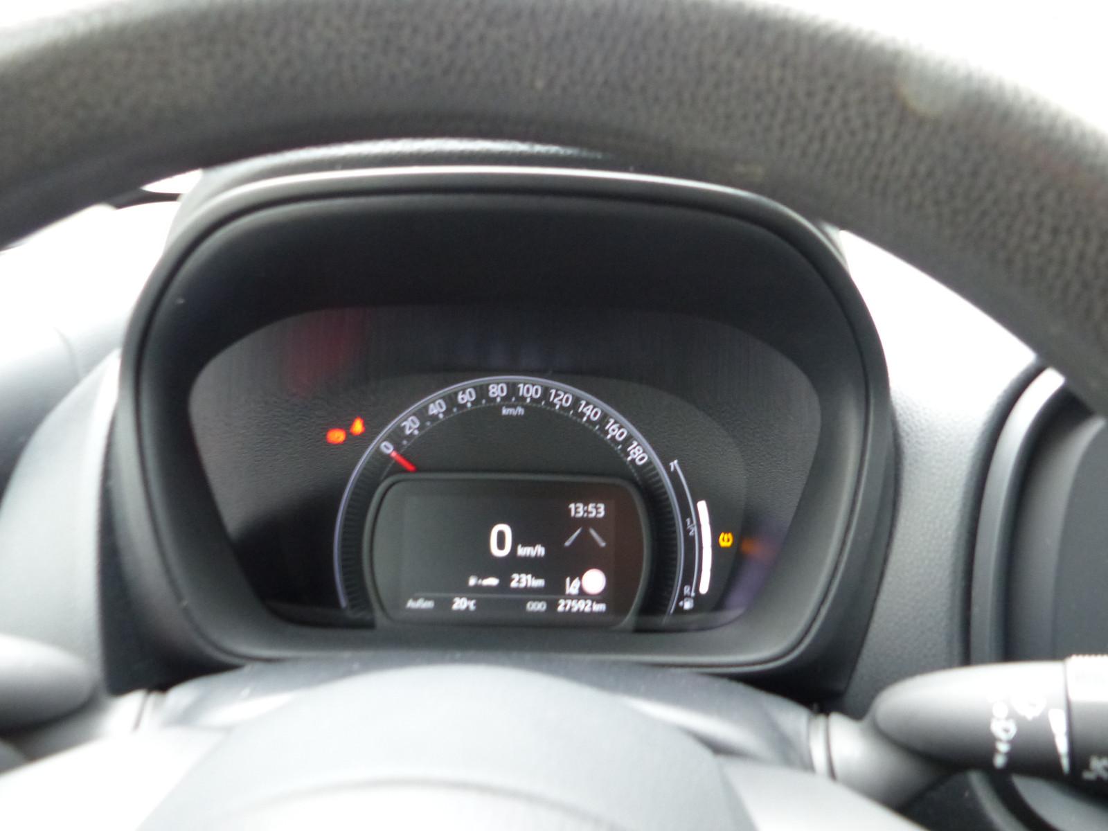 Toyota Aygo X 1.0 VVT-i Klima CarPlay Abstandstemp.