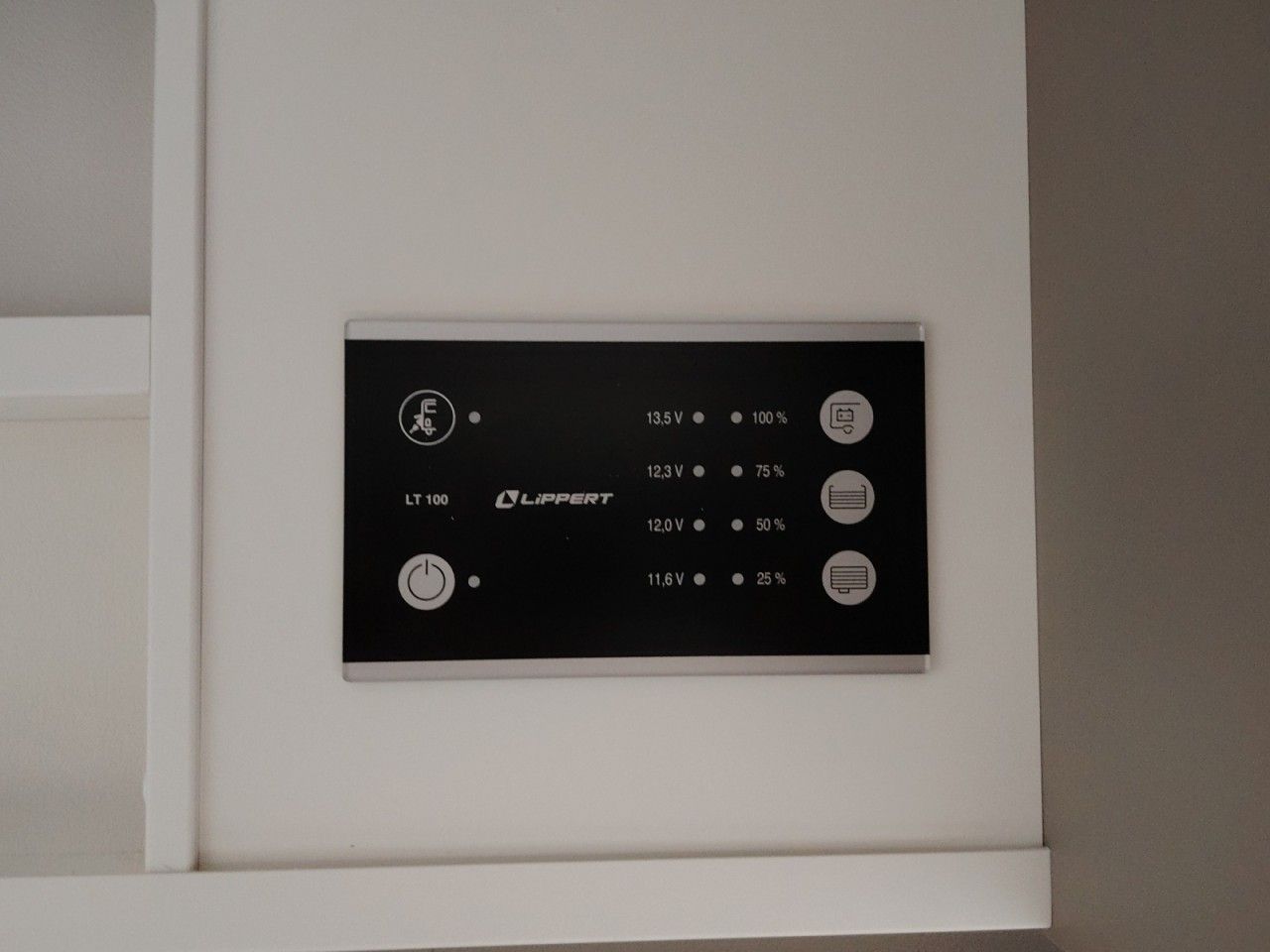 Fahrzeugabbildung Carado T135 PRO+ Markise Modell 2026