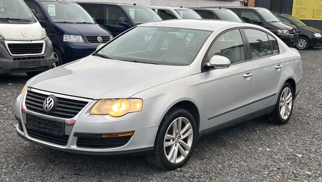 Volkswagen Passat Lim. Comfortline 1.6 Benzin