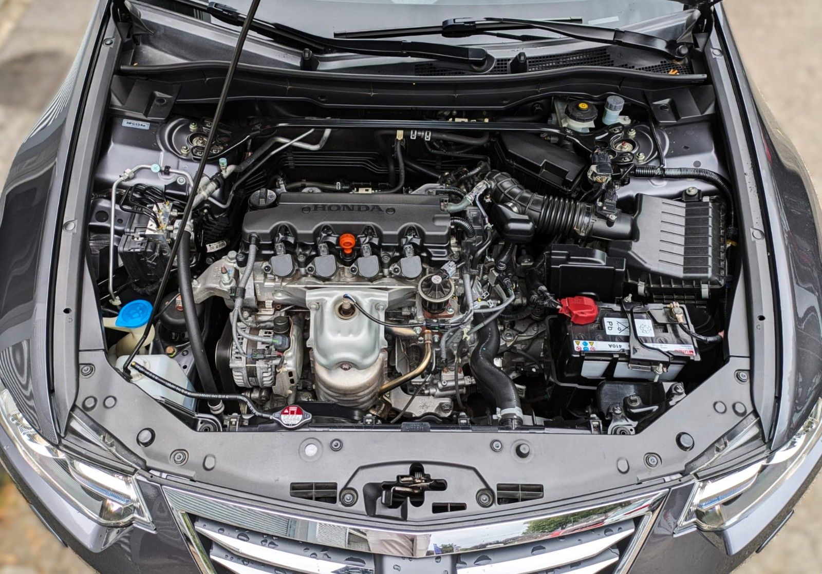 Fahrzeugabbildung Honda Accord 2.0i KLIMAAUT SITZHEIZUNG XENON GARANTIE!