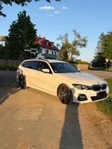 BMW 330i Touring M Sport A. M Sport - BMW 330 in Augsburg
