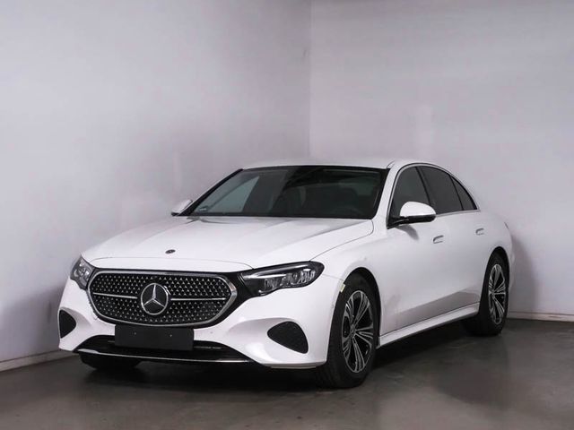 Mercedes-Benz E 200 4M Avantgarde/Advanced/LED/Distronic/DAB