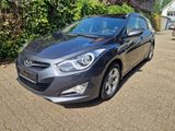 Hyundai i40 cw Style,1.Besitz,Vollausstatt.,AHK,Panorama - Hyundai i40 mit Diesel-Antrieb