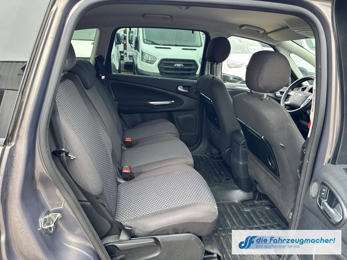 Fahrzeugabbildung Ford S-Max Business Edition Navi Mehrzonenklima *EXPO