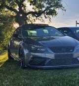 Seat Leon CUPRA 300 5F DSG 2.0 TSI Performance Paket - Seat Leon von privat