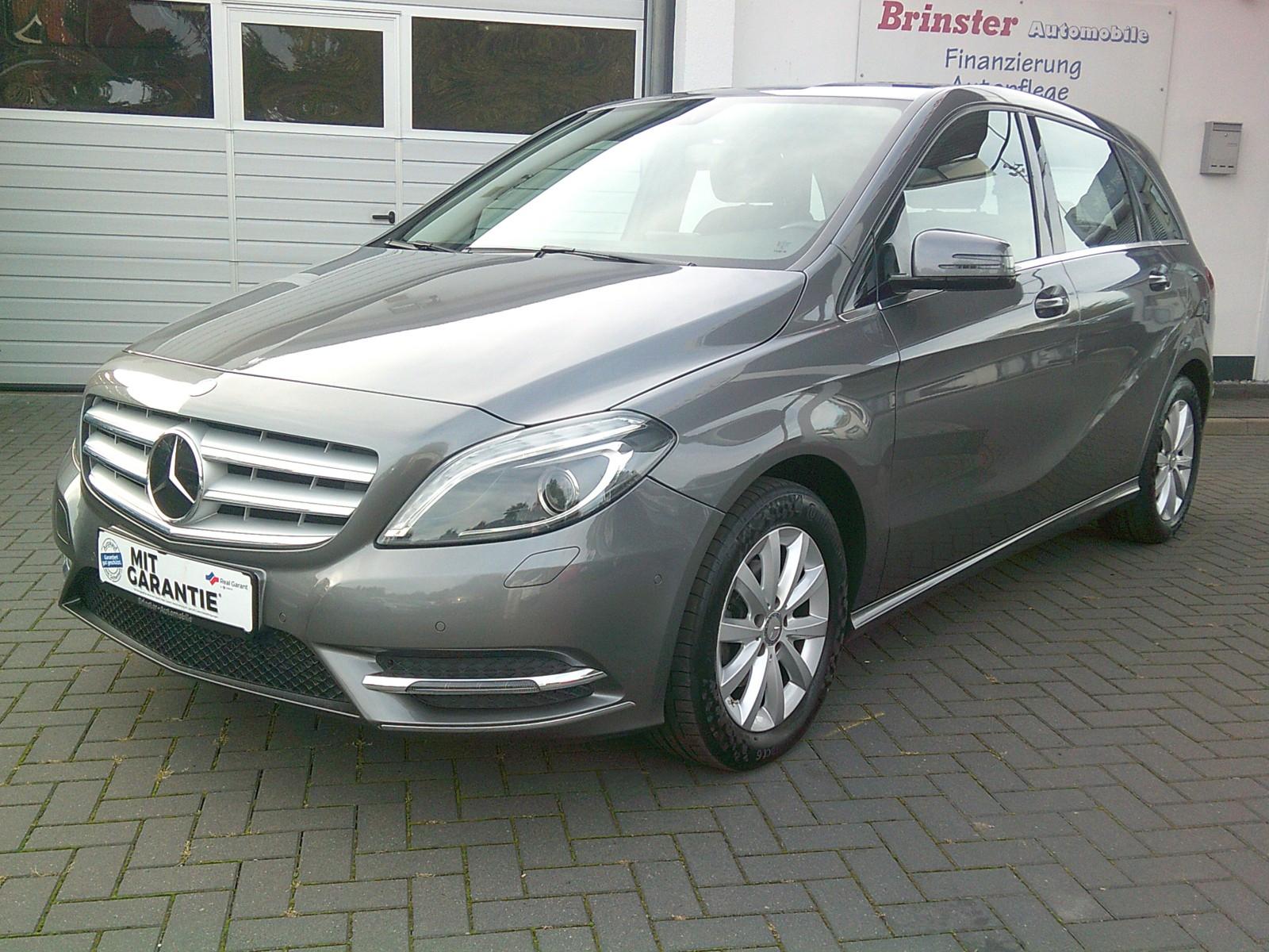 Mercedes-Benz B 180 AUTOMATIK NAVI, SHZ, PDC, RÜCKFAHRKAMERA