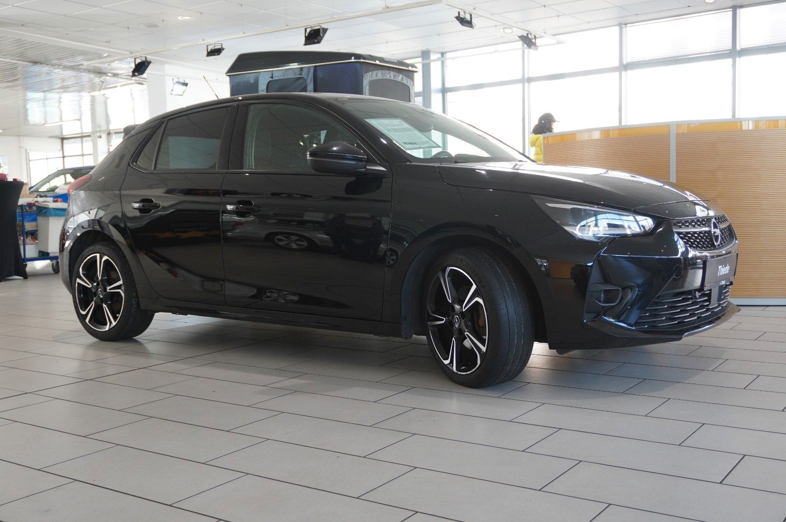 Fahrzeugabbildung Opel Corsa F 1.2T GS-LINE NAVI/LED/KAMERA/SHZ/DAB+