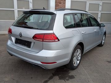 Volkswagen Golf - 3