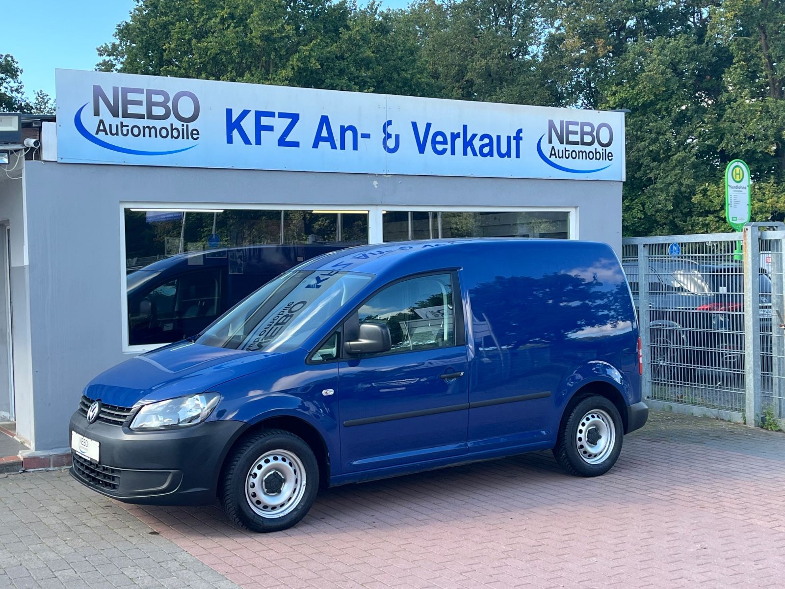 Volkswagen Caddy - 1