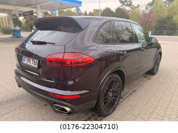 Porsche Cayenne - 6