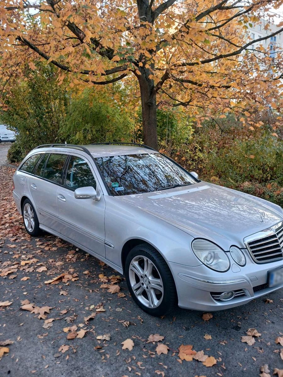Mercedes-Benz E 200