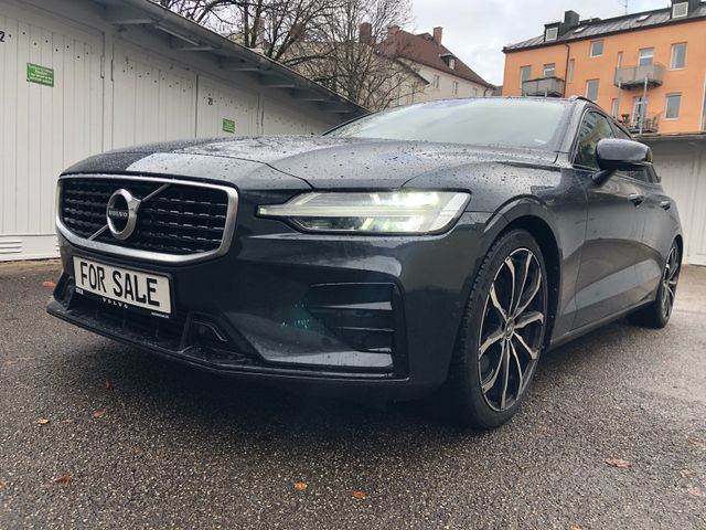 Volvo V60 Kombi R DESIGN*VOLVO SERVICE NEU*1. HAND*TOP