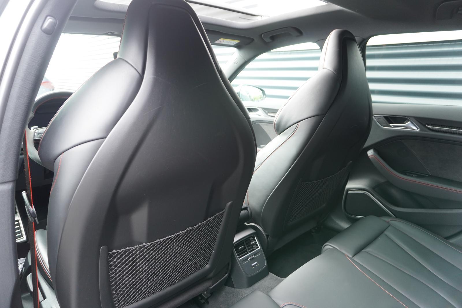 Audi RS3 QUATTRO|SPORTBACK|RS-SITZE|PANORAMA|MATRIX