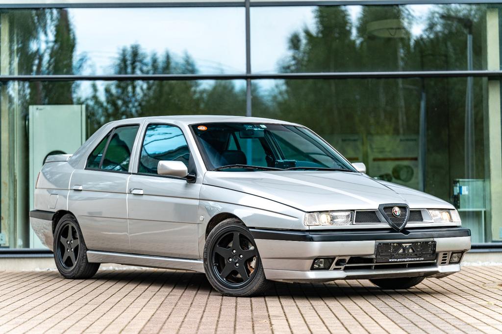 Alfa Romeo 155