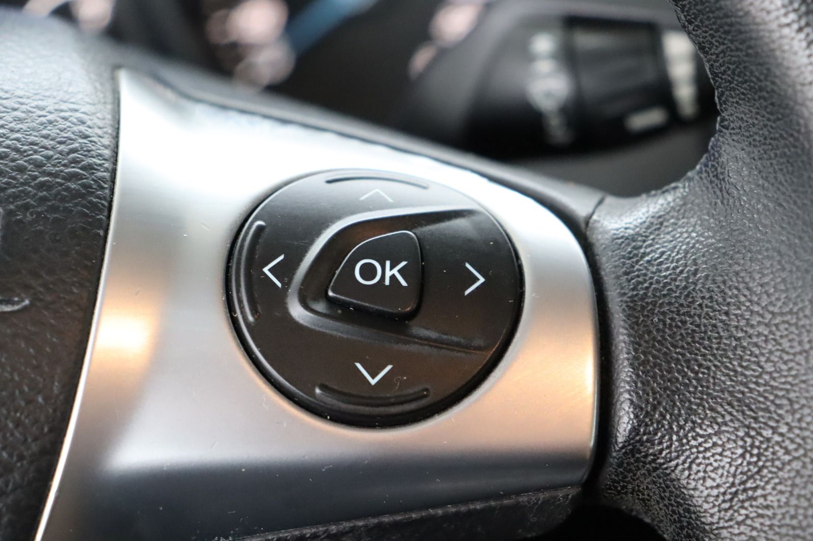 Fahrzeugabbildung Ford Focus 1.0 econetic Turnier Champions League