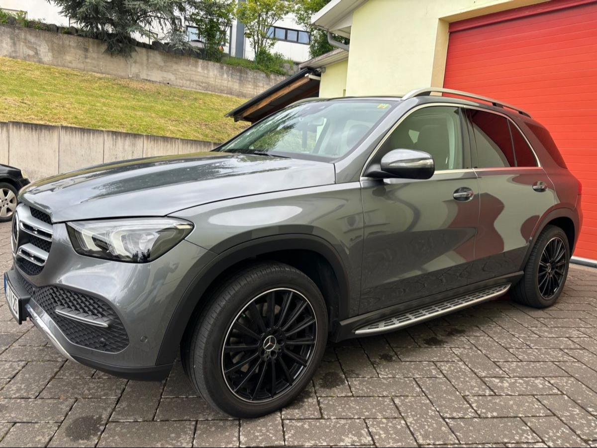 Mercedes-Benz GLE 350d 4Matic LED AHK Panorama Leder 360Grad