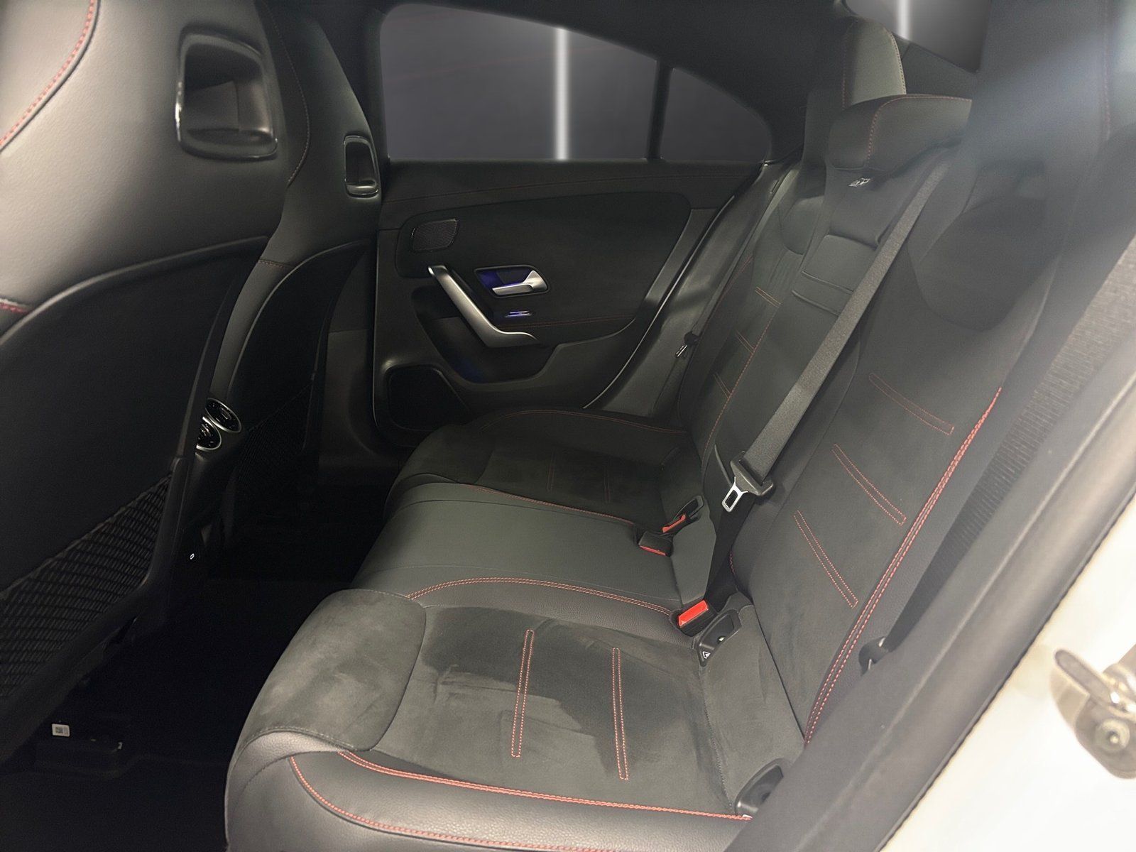 Fahrzeugabbildung Mercedes-Benz CLA 200 AMG Prem*19"*Night*Totwinkel*LED*Kamera*