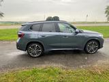 BMW iX1 xDrive30 - - BMW iX1 von privat