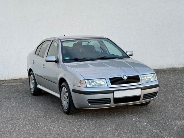 Skoda Octavia Lim. 1.6 Tour