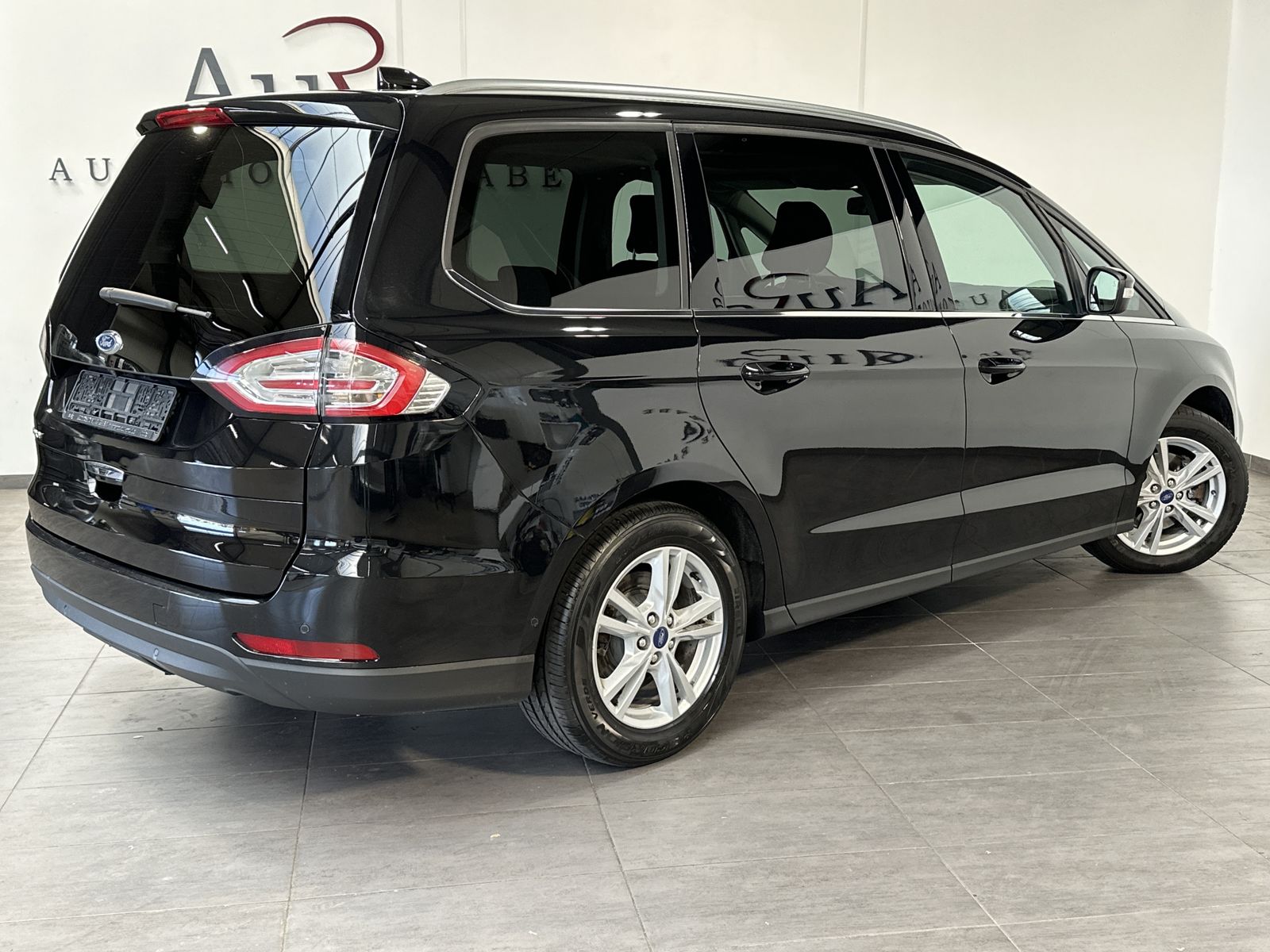 Fahrzeugabbildung Ford Galaxy 2.0 EB Aut. Titanium 7Sitzer NAV+LED+PANO