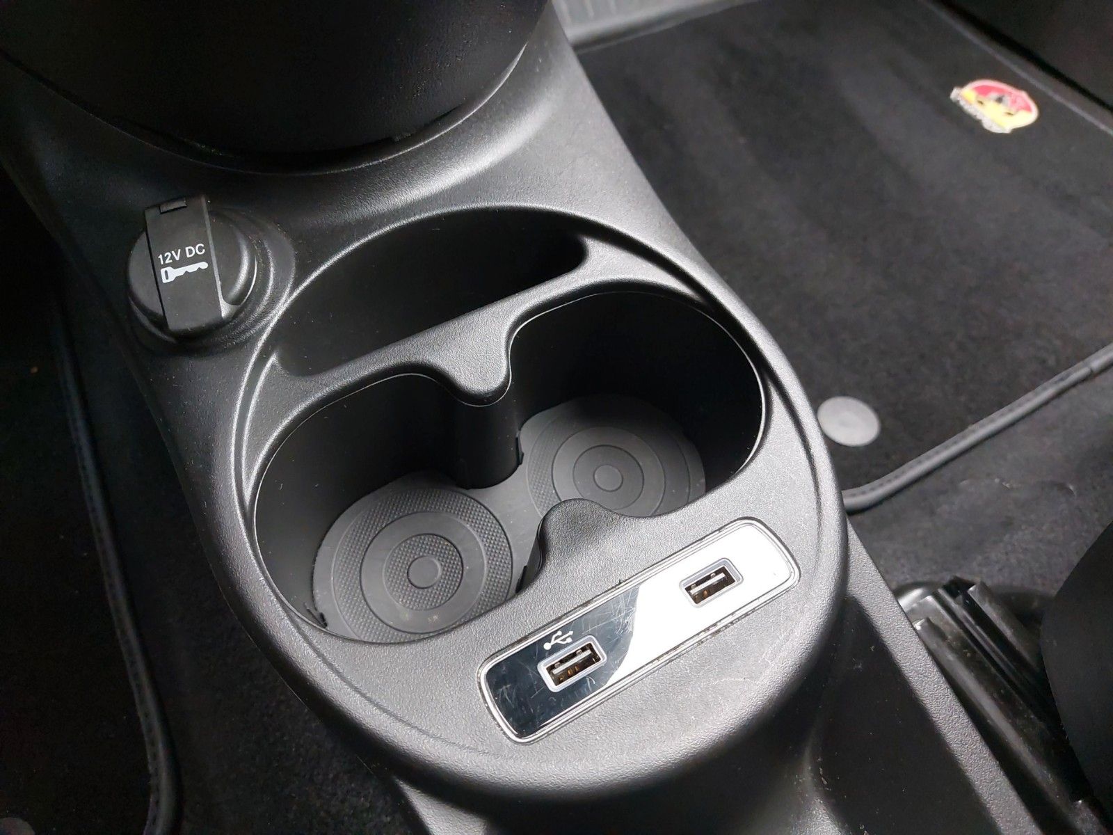 Abarth RED EDITION CARPLAY PDC SPORT-FAHRWERK – Bild 25