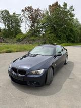 BMW 328i Coupé  Benzină  Model SUA - BMW 328 aus 2009