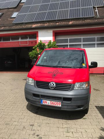 Volkswagen T5 / 9-Sitzer, Motor 60.000KM, Getriebe Neu