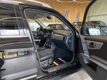MYAUTOCENTER – Gebraucht- und Jahreswagen mit Werkstattservice in Pfaffenhofen Mercedes-Benz GLK 350 CDI 4Matic *NAVI*BI-XENON*SZHZ*PDC*TEMPO