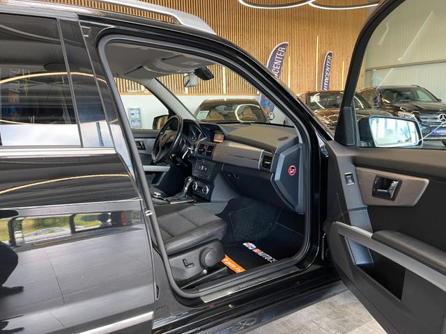 MYAUTOCENTER – Gebraucht- und Jahreswagen mit Werkstattservice in Pfaffenhofen Mercedes-Benz GLK 350 CDI 4Matic *NAVI*BI-XENON*SZHZ*PDC*TEMPO