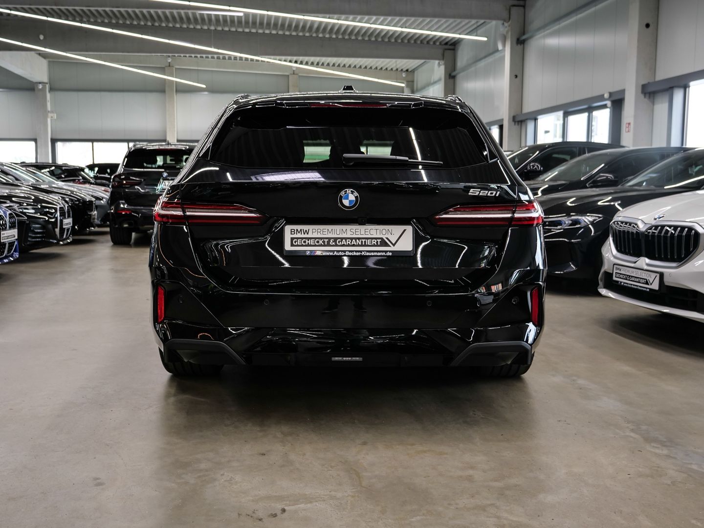 BMW 520 iA Touring M SPORT 20'' AHK STANDHZG SITZLÜF foto 5
