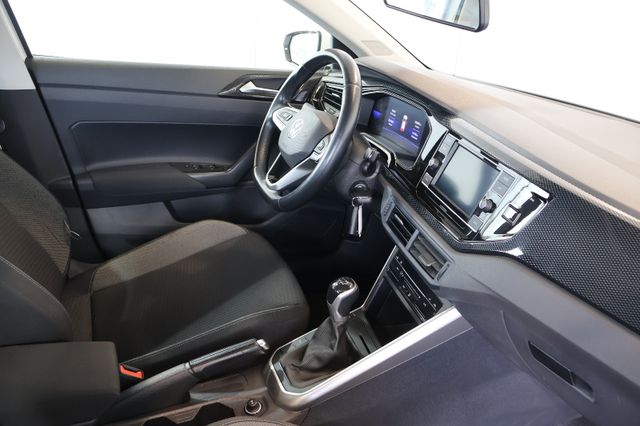Volkswagen Polo VI 1.0 TSI Life AID+FRONT+LED+CARPLAY