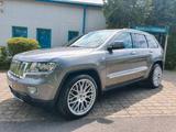 Jeep Grand Cherokee Overland - Jeep Grand Cherokee aus 2012: Overland