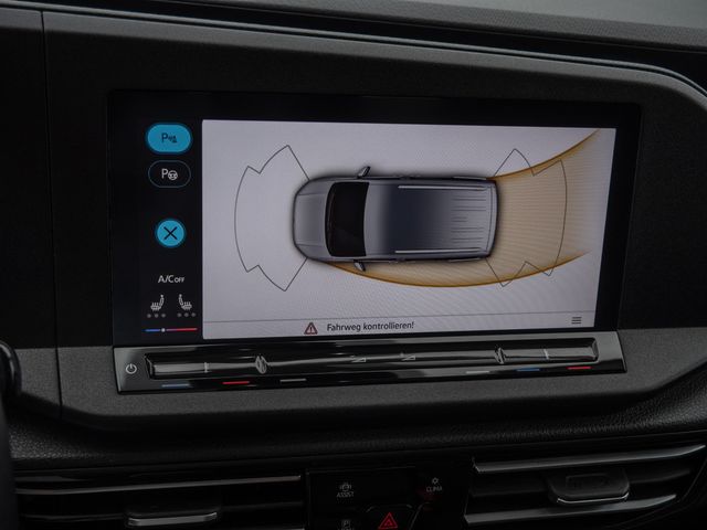 Caddy 2.0 TDI Dark Label PDC SHZ NAVI AHK PANO