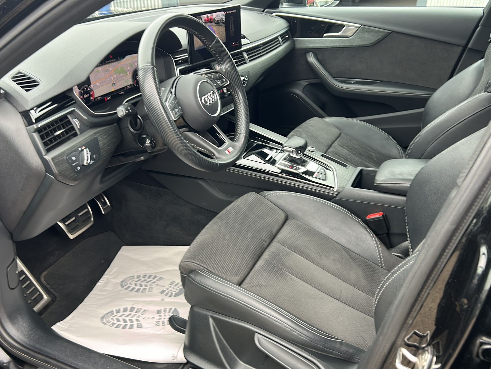 Fahrzeugabbildung Audi A4 35 Avant TDI S-Line