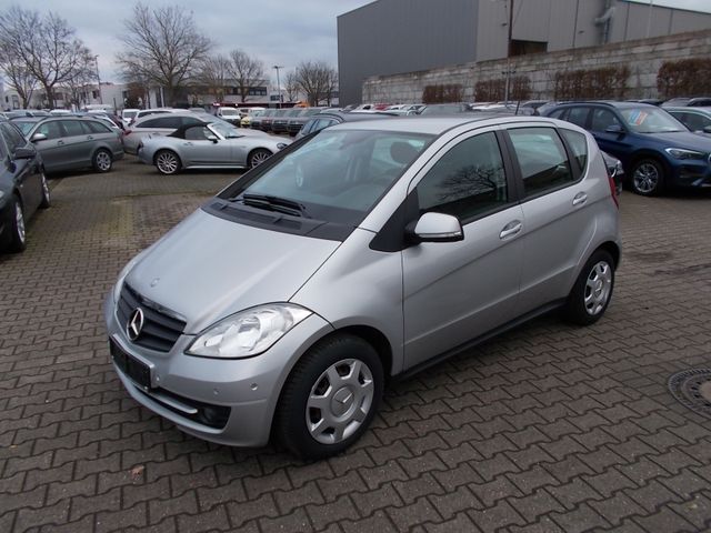 Mercedes-Benz A 160 CDI, AHK, Park Assistent, SHZ, Allwetter