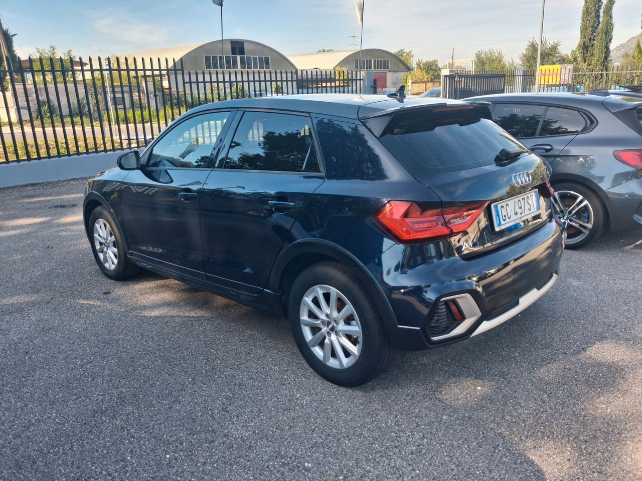 Audi A1 citycarver 30 TFSI Identity Contrast imagem 3