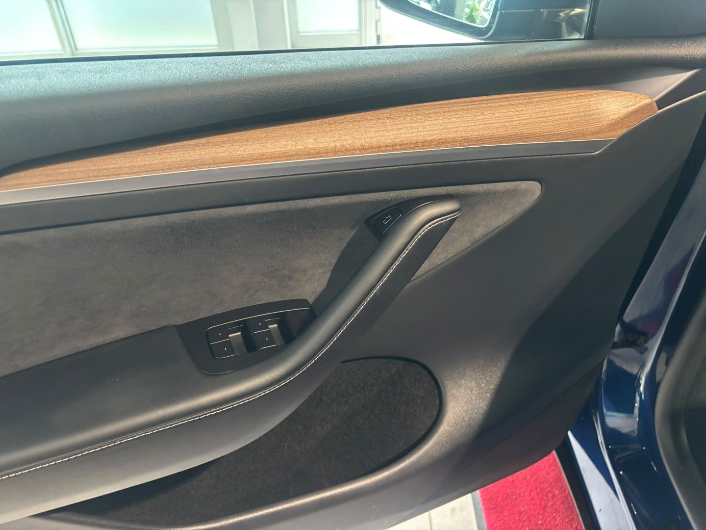 Tesla Model Y RWD foto 13