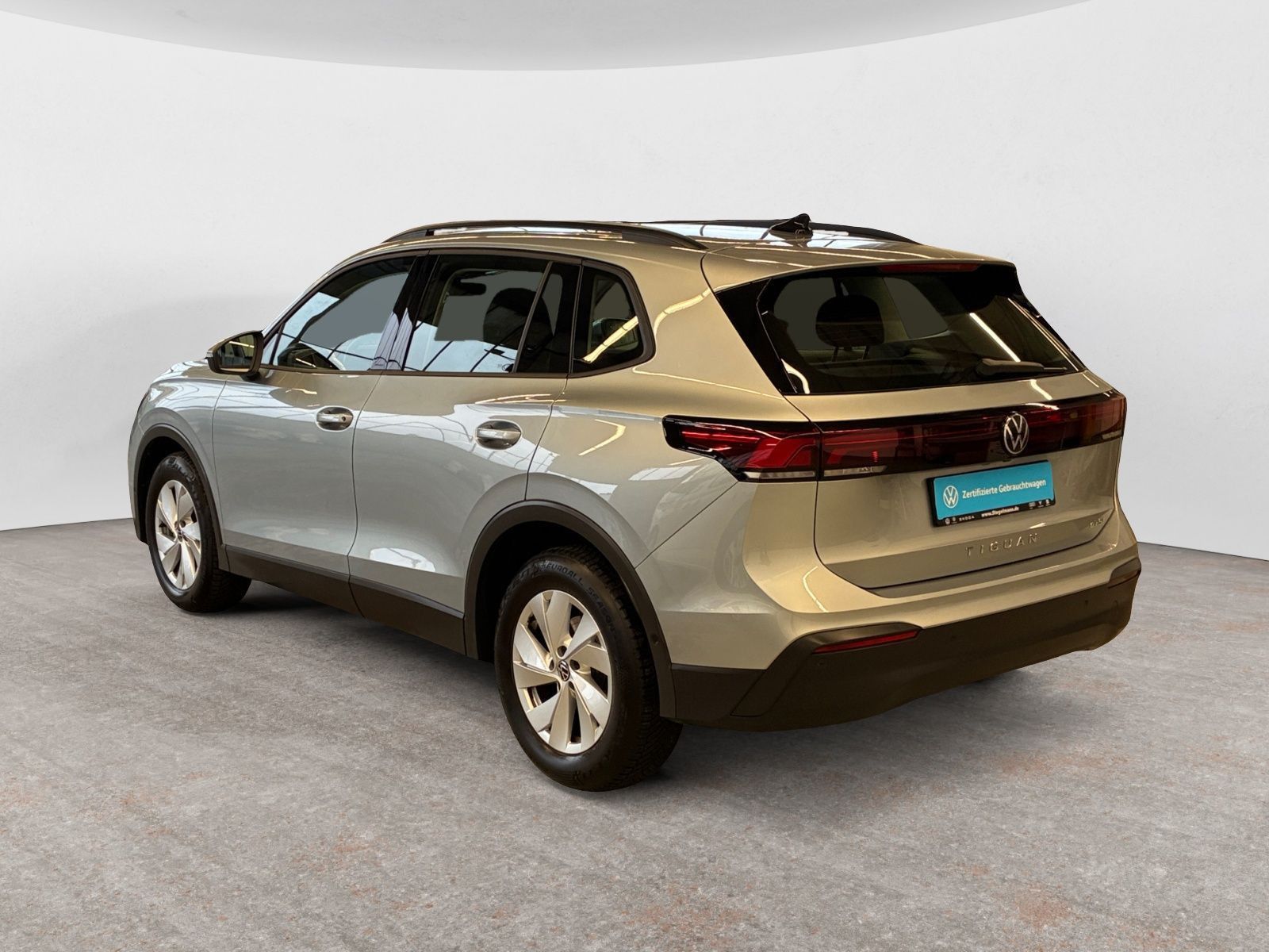 Volkswagen Tiguan 1.5 eTSI DSG AHK Kamera Navi foto 4
