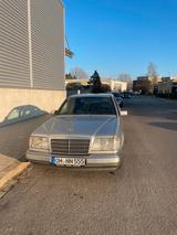 Mercedes-Benz Mercedes w124 200D - Mercedes-Benz 200: W124 200d