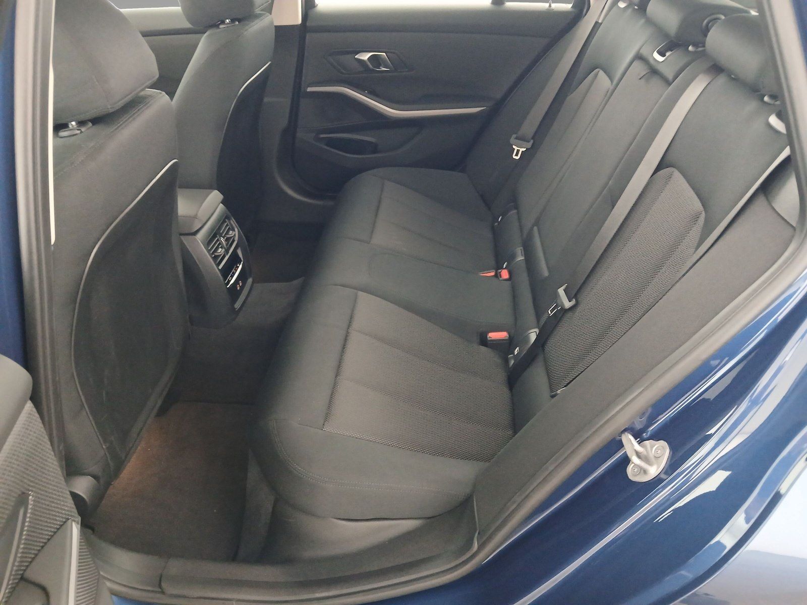 BMW 318d Touring LiveCockpitProf PDC Driv.Assist foto 11