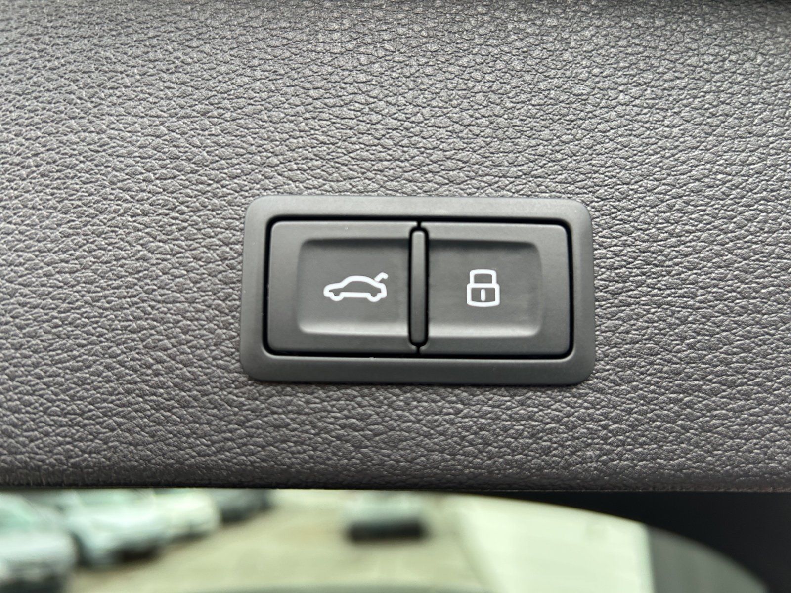 Fahrzeugabbildung Audi Q2 35 1.5 TFSI S-tronic S-line/MMI-Navi/LED/APS+