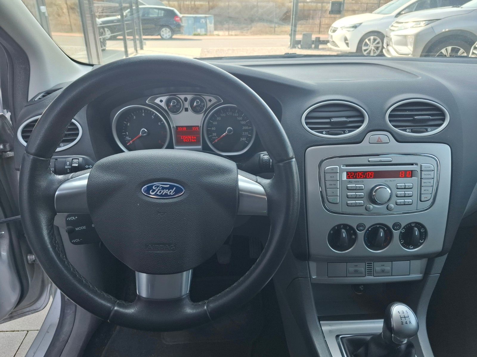 Fahrzeugabbildung Ford Focus Lim. Style