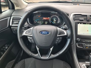 Ford Mondeo - 12
