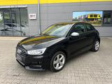 Audi A1 design/TEMPOMAT/ALU/SHZ/FREISPRECH* - Audi A1: Design