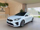 Kia Ceed CD 1.6 T-GDI GT Komfort Navi RFK Pano AHK - gebrauchte Kia Limousine