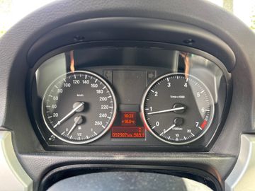 BMW 318 - 11